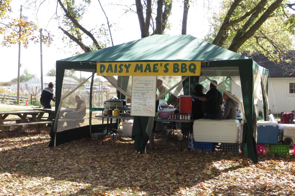 Irons Fruit Farm Irons Fruit Farm in Lebanon Ohio. Thadd F. Flickr