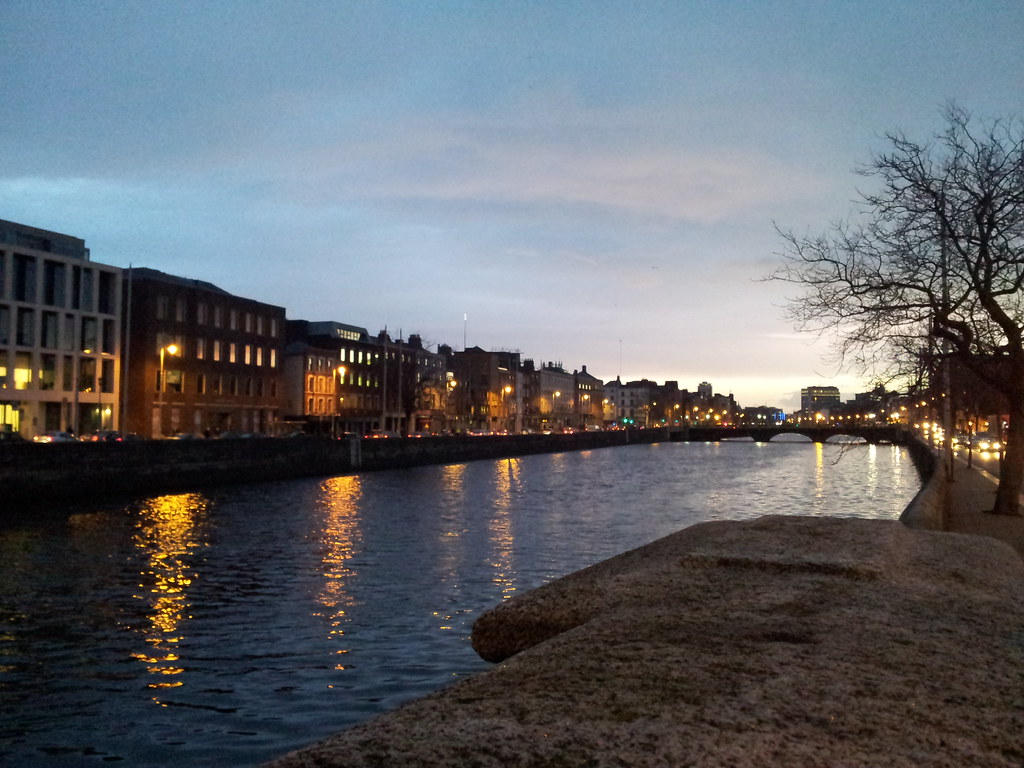 Dublin Sunrise over wood quay 1.13.2014 on my way to cla… Flickr
