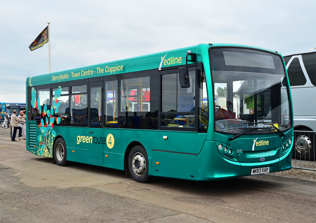MK63 XAR. Redline Buses,Aylesbury. Enviro 200. Showbus 22.… Flickr