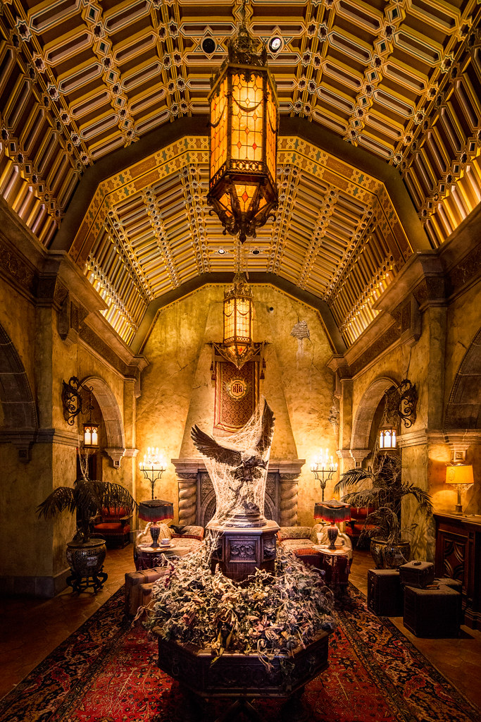 Hollywood Tower Hotel Lobby This was one of my favorite sh… Flickr