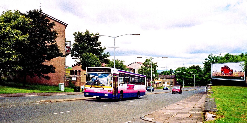 First Bus R631 DUS in Glasgow Road, Cambuslang 02 July… Flickr