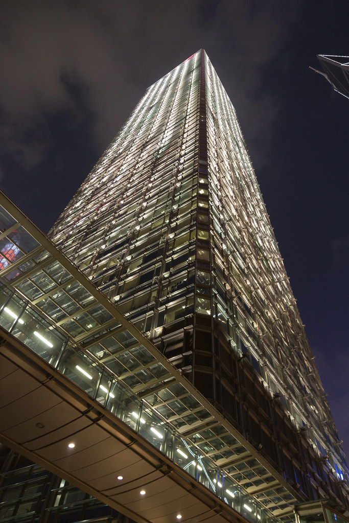 Cheung Kong Centre [2] The Cheung Kong Centre, Central, Ho… Flickr