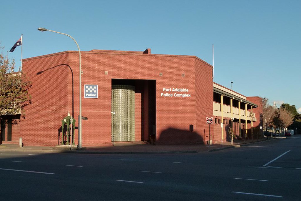 Port Adelaide Police Complex (1992) 244260 St Vincent St,… Flickr