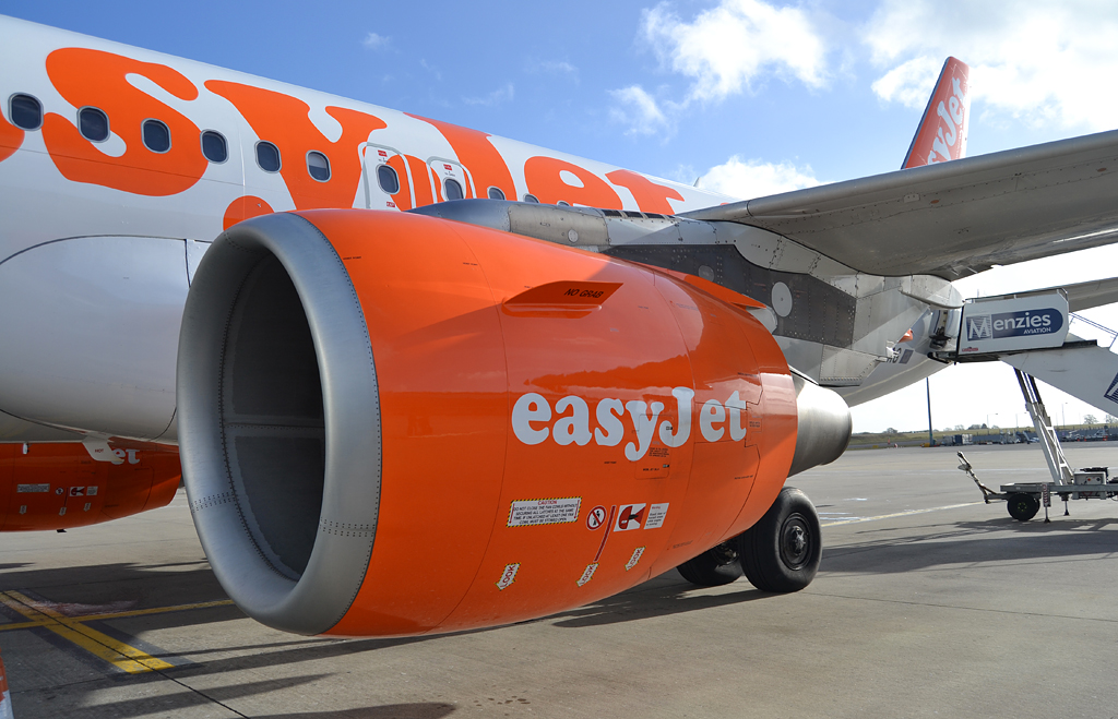Airbus A319-100 - CFM 56-5 | Detail of the engine. | Flickr