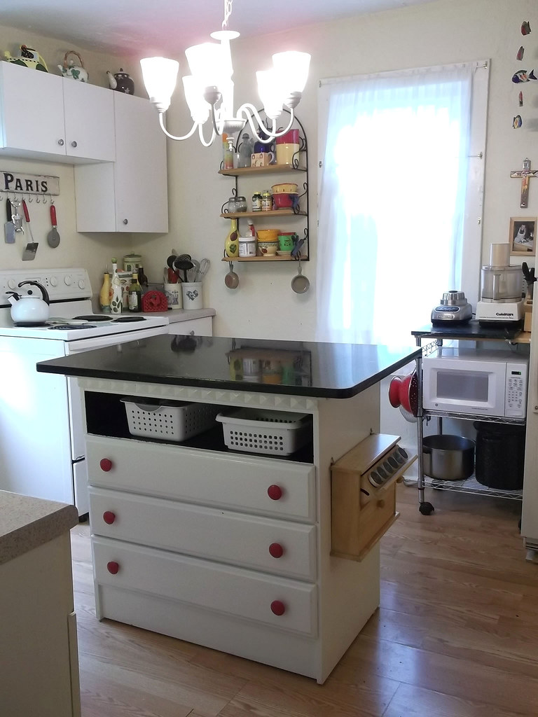 Linda Keep_kitchen IslandWINNER Asheville Area Habitat for Humanity