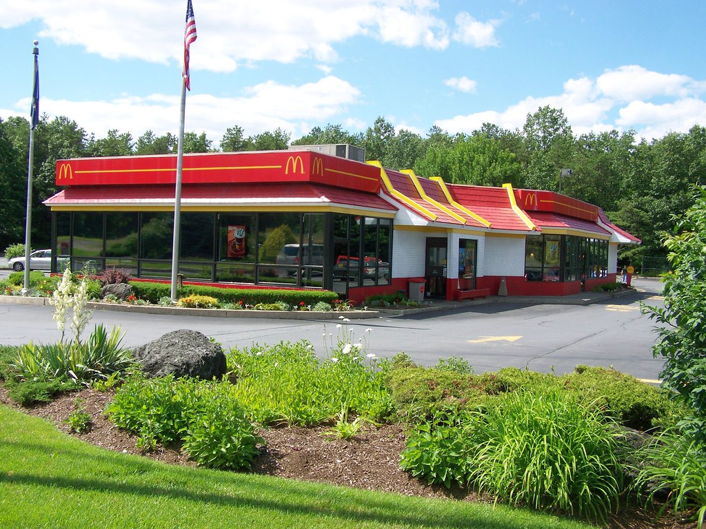100_1425A 192 Corinth Road,Queensbury,New York This McD wa… Flickr
