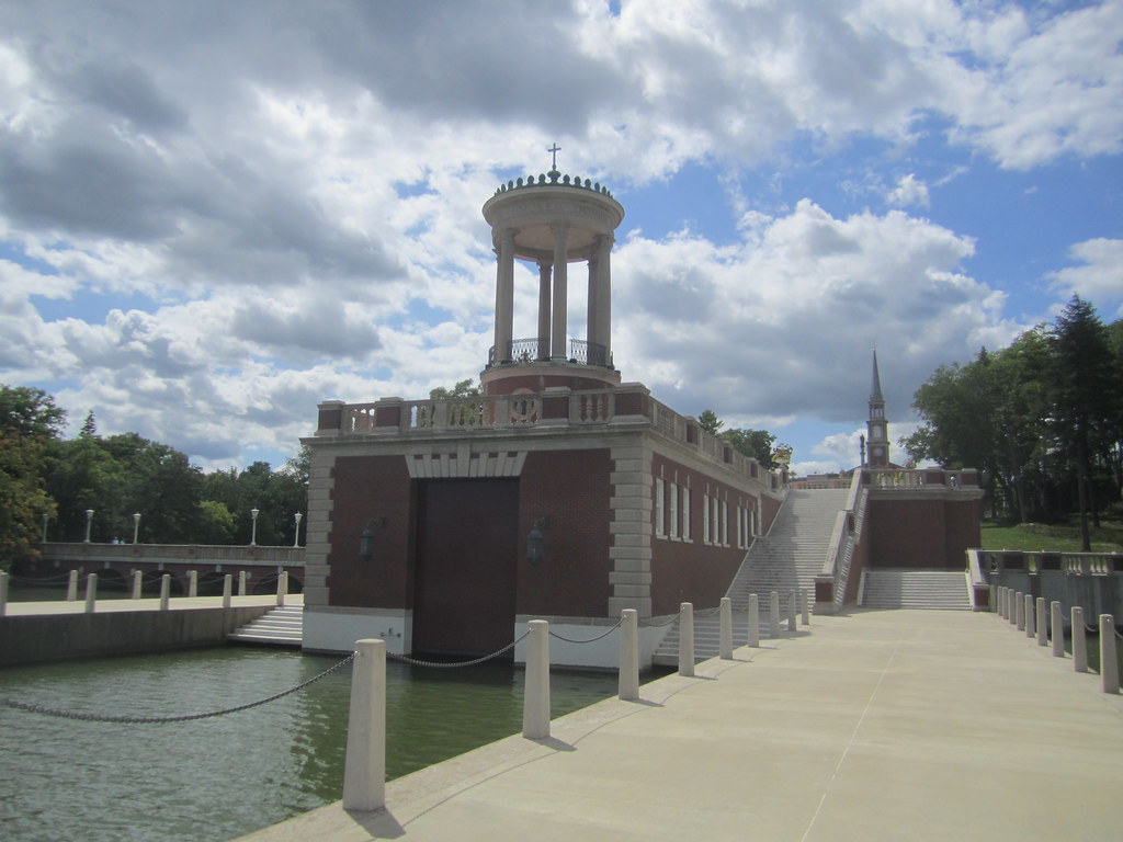 IMG_1594 St Mary's of the Lake, Mundelein Illinois mobile_gnome