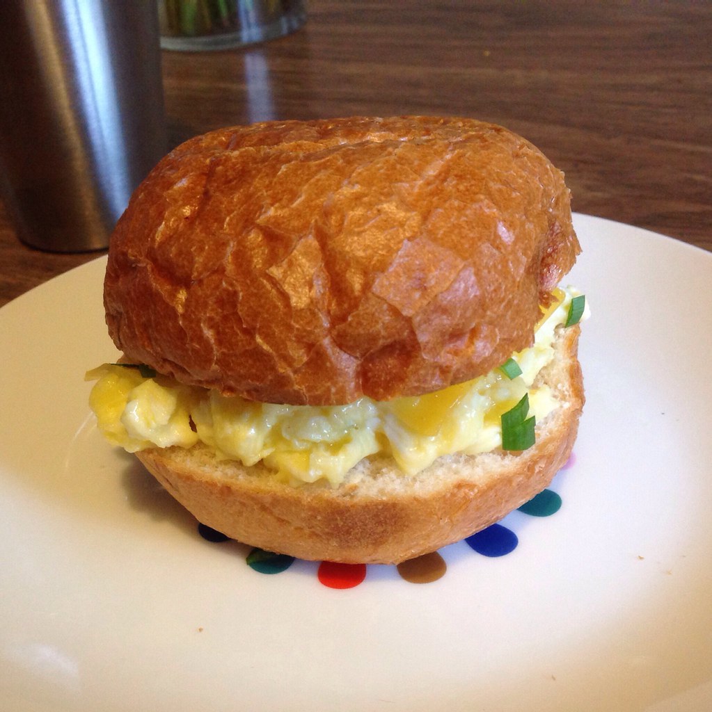 Egg sandwich Scrambled eggs with Brie, topped with cheddar… Flickr