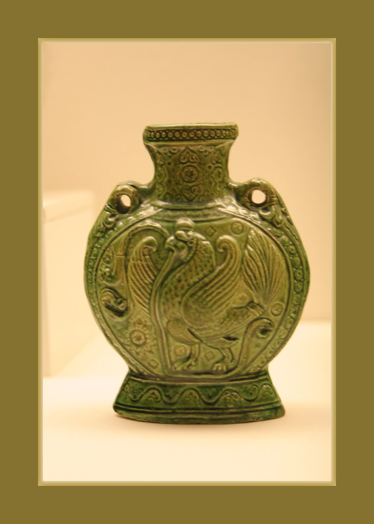 Pilgrim Bottle Greenglazed earthenware, type bianhu, 2nd … Flickr