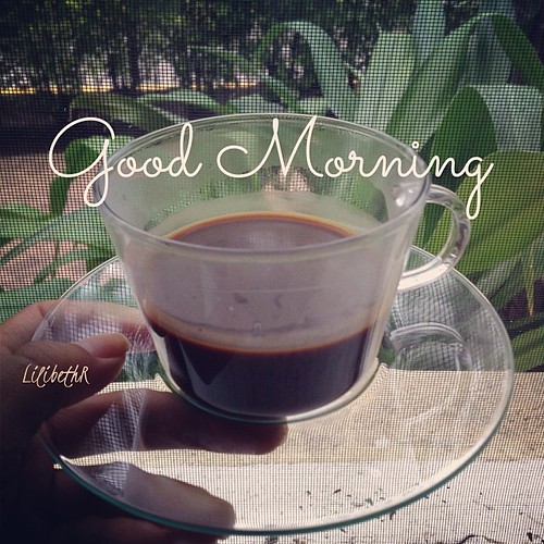 Buenos días Con esta lluvia mi café lo prefiero con toque … Flickr