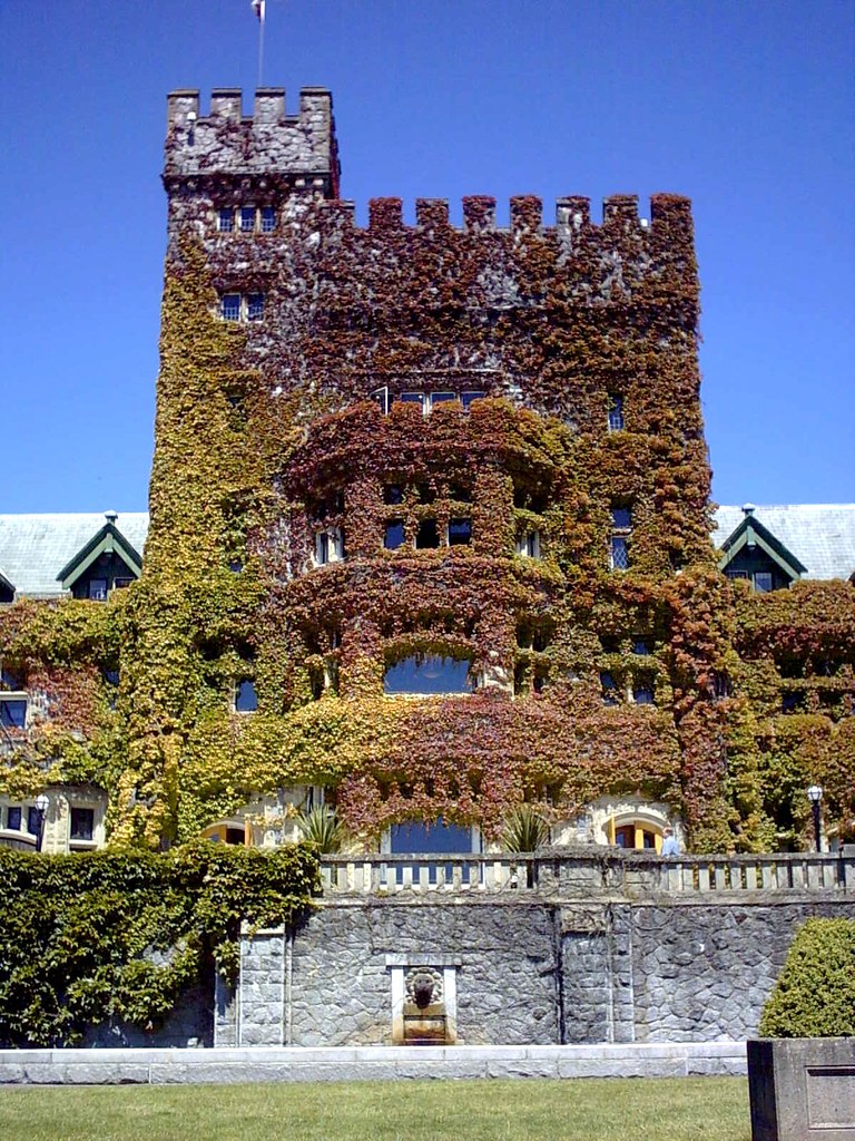 Castle & Gardens near Victoria BC 1 Gerald Decker Flickr