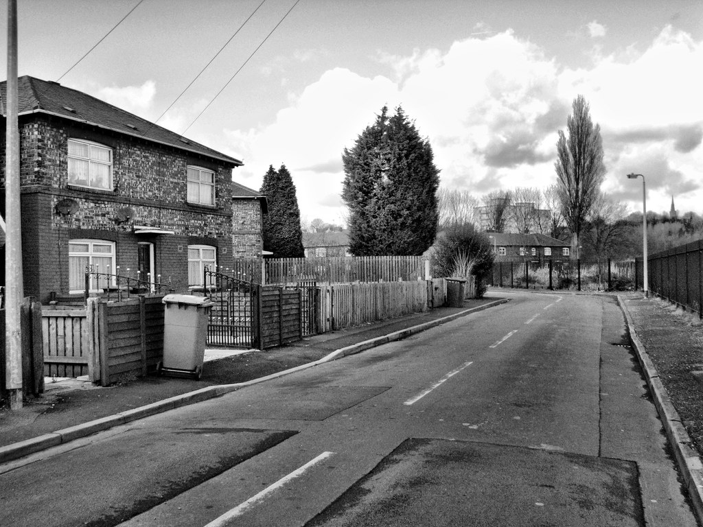 Spencer House from Rushley Avenue A black and white HDR im… Flickr