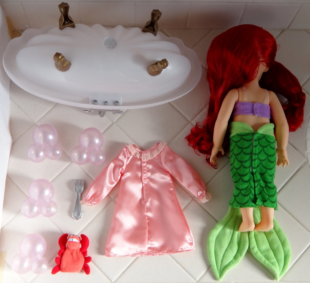 Ariel Deluxe Bathtub Gift Set Disney Animators' Collecti… Flickr