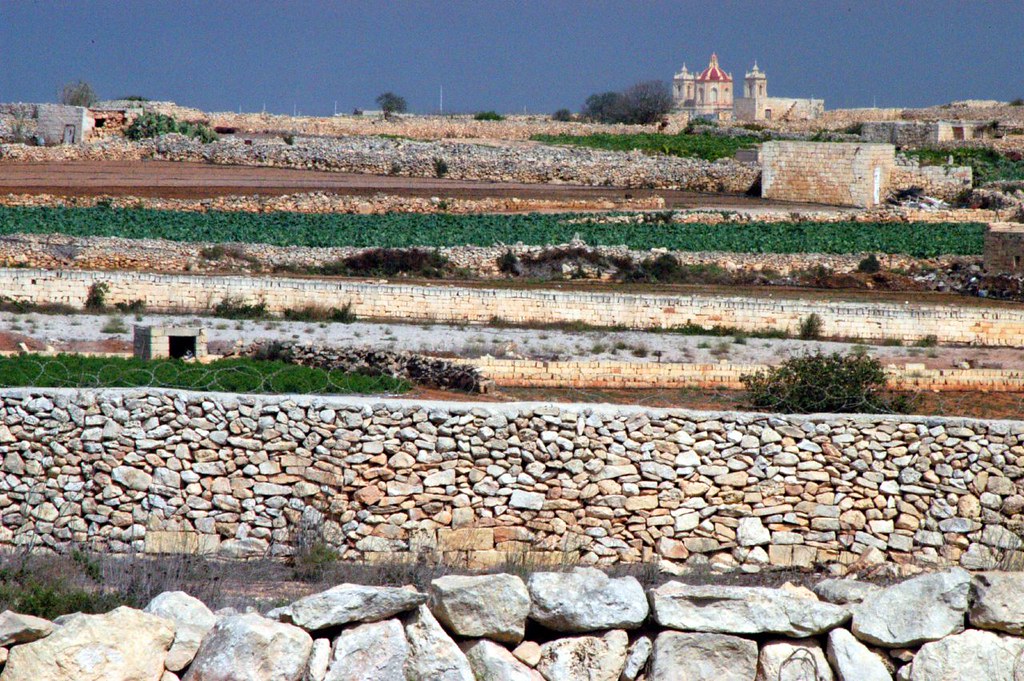 Malta Stone Walls These walls are a good way to store the … Flickr
