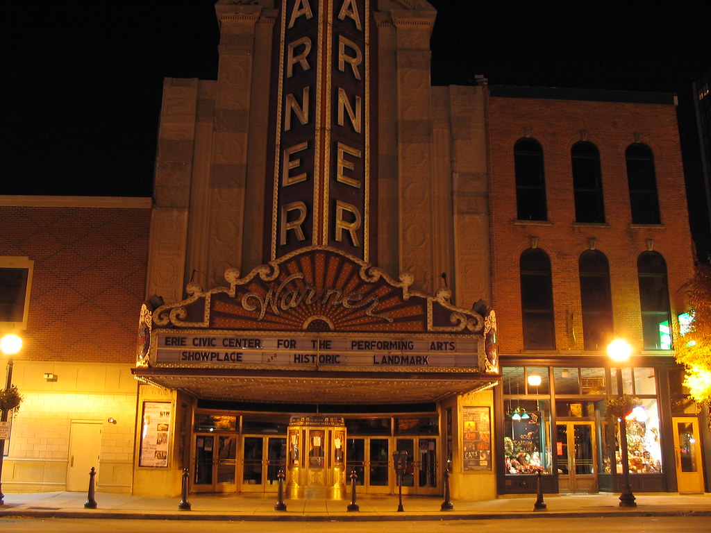 IMG_1666.JPG The 1931 Warner Theatre of Erie, Pennsylvania… Flickr