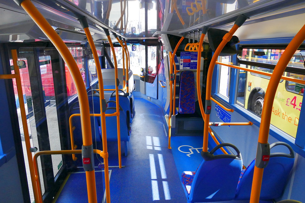 LK15CTE Metroline TEH2082 Potters Bar Garage Open Day, Sat… Flickr