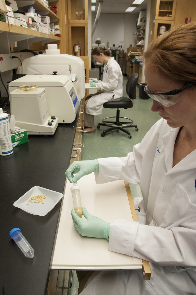 FDA Center for Food Safety & Applied Nutrition (CFSAN) 658… Flickr