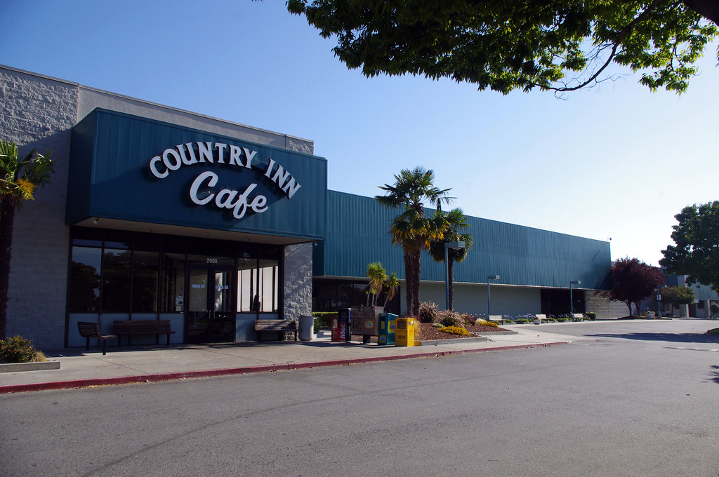 Mervyn's Plaza Santa Clara, California This Mervyn's store… Flickr