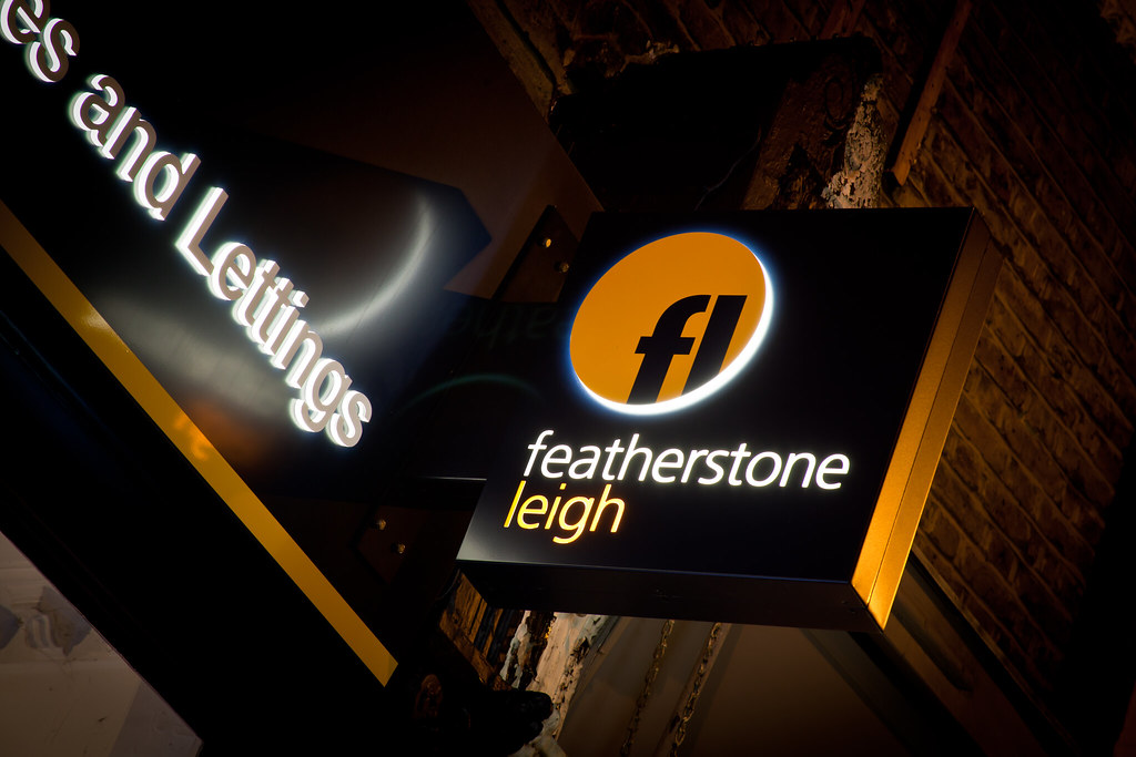 Featherstone Leigh Property Estate agents signage and shop… Flickr