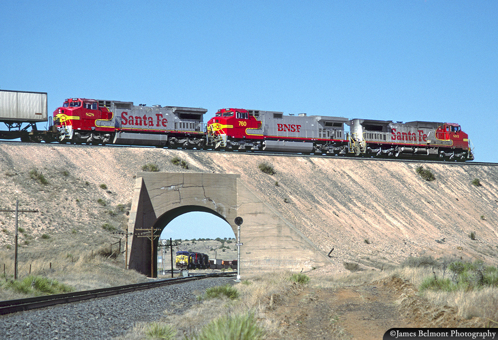 Santa Fe's Vaughn Flyover A Burlington Northern & Santa Fe… Flickr