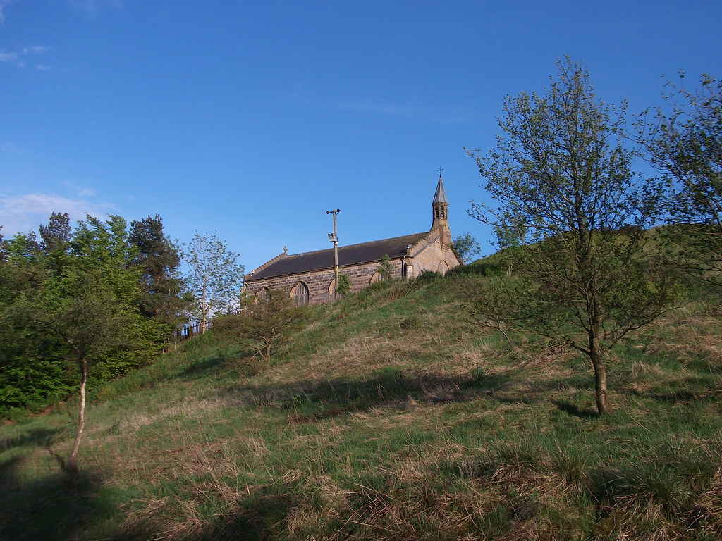 Kirk O'Shotts Church. . Stevie Douglas Flickr