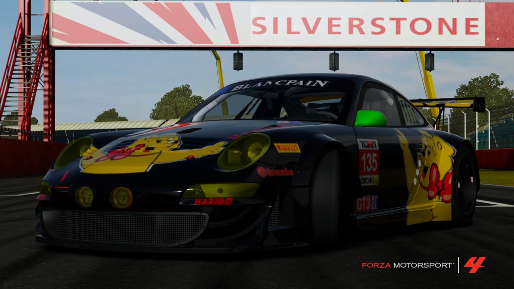 Haribo Porsche 12hr Silverstone. stevenwilkinson Flickr