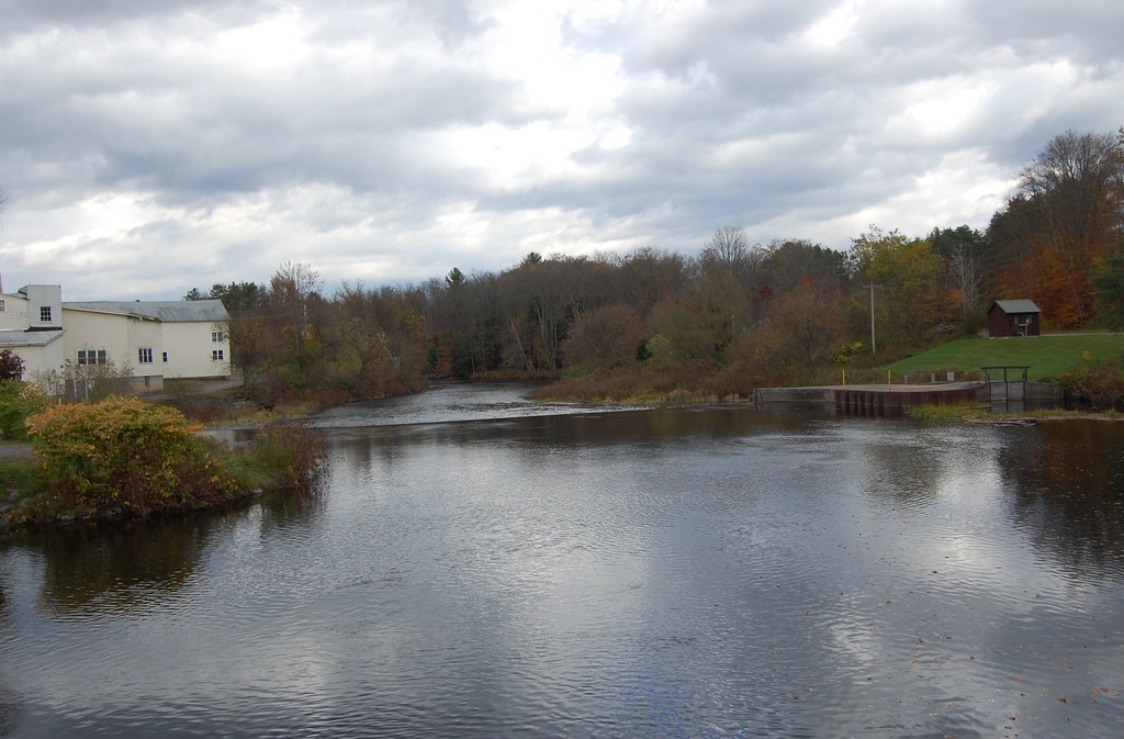 Fish Creek McConnellsville, NY Next to Harden's Factory.… Flickr