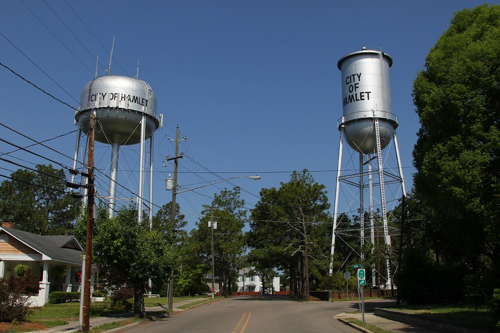 City of Hamlet NC Water Tower Pair City of Hamlet NC W… Flickr