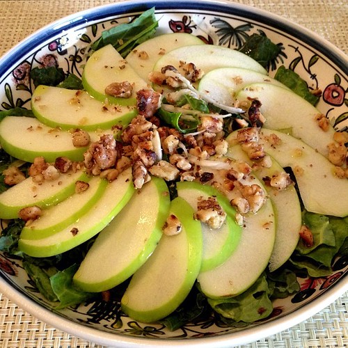 Lunch Kale salad with fennel, apple and toasted walnuts. … Flickr