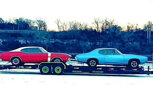 in my front yard this morning There's a classic car auctio… Flickr