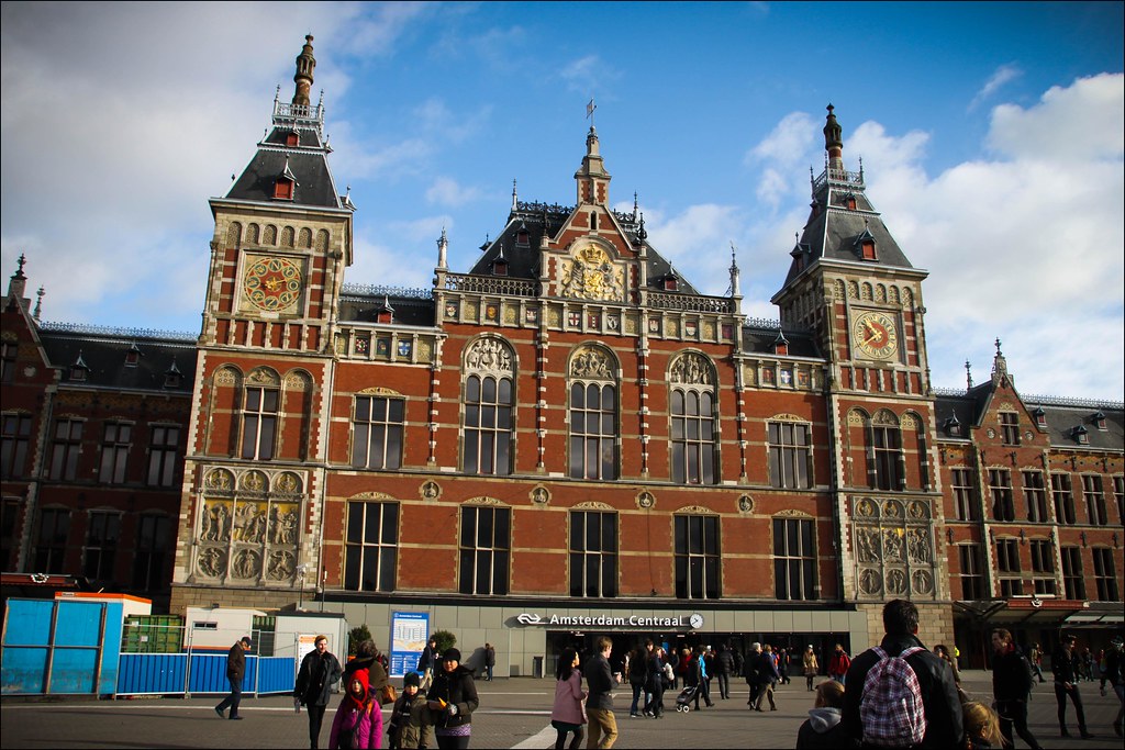 Amsterdam Central Station Amsterdam Centraal is the centra… Flickr