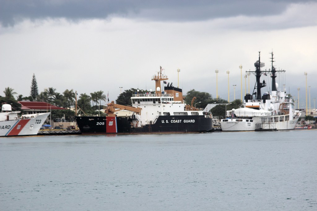 20140301D0286 USCGC Walnut WLB205 and USCGC W… Flickr