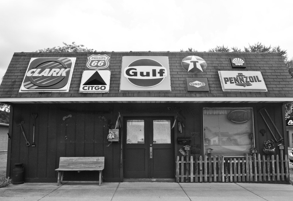 gas city oil cottage Indiana june 2013 die_Made Flickr
