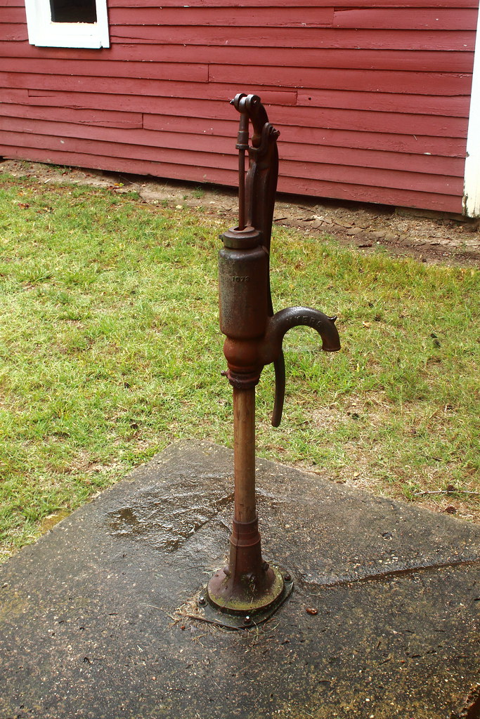 Water Pump, Adams Corner, Cherokee Heritage Center Talle… Flickr
