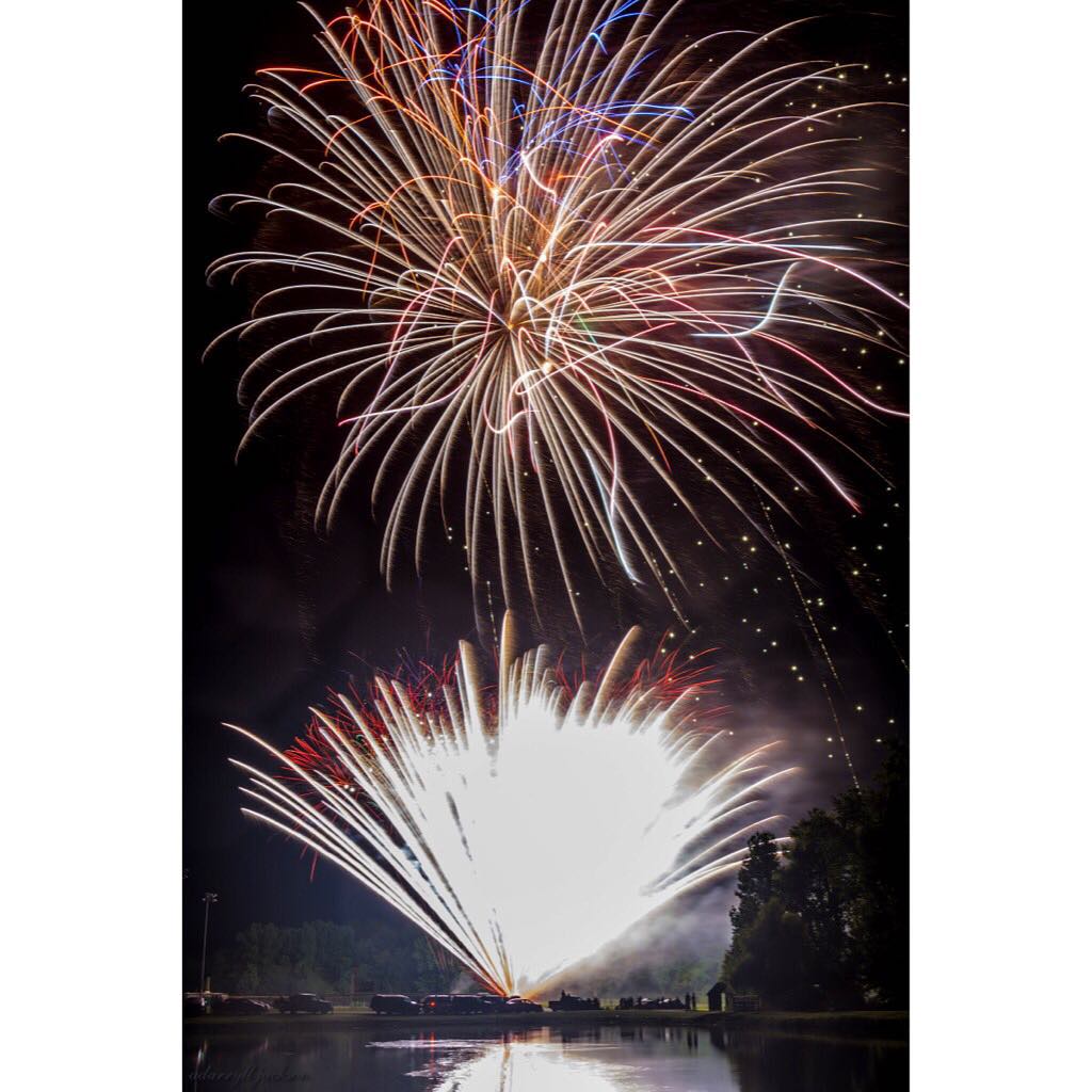 Horn Lake Fireworks The Finale. fireworks fantasticcol… Flickr