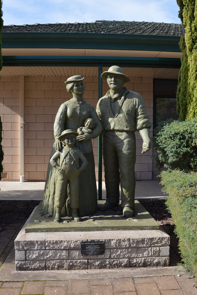 Freeling, South Australia. "Early Settlers viewing their f… Flickr