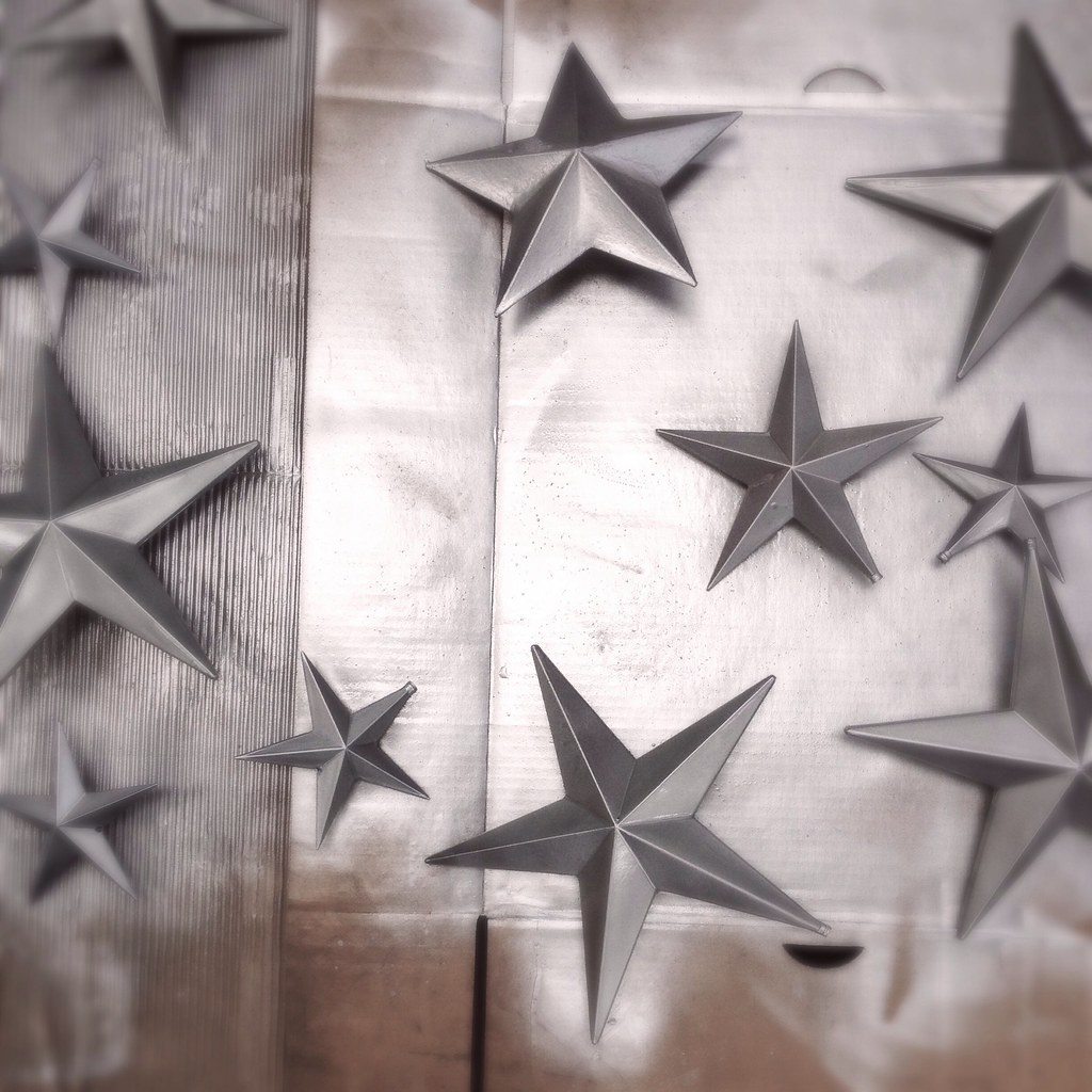 spray paint and stars Chris Blakeley Flickr