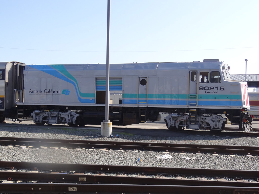 Amtrak California Engine 90215 Bakersfield Oakland AMTRAK … | Flickr