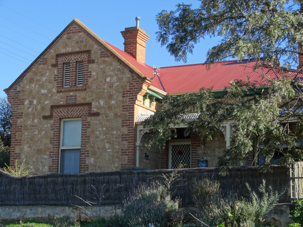 1908 headmasters house in Mannum Mannum earliest town on … Flickr
