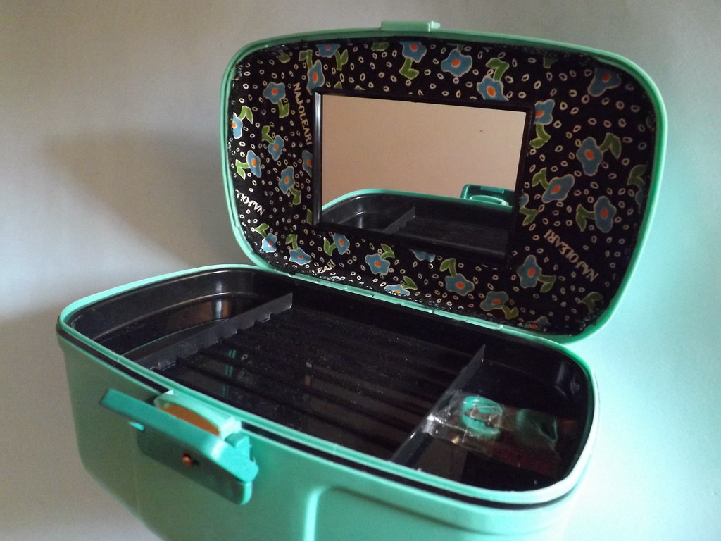 NAJ OLEARI Beauty Case Vintage my sweet 80s Flickr