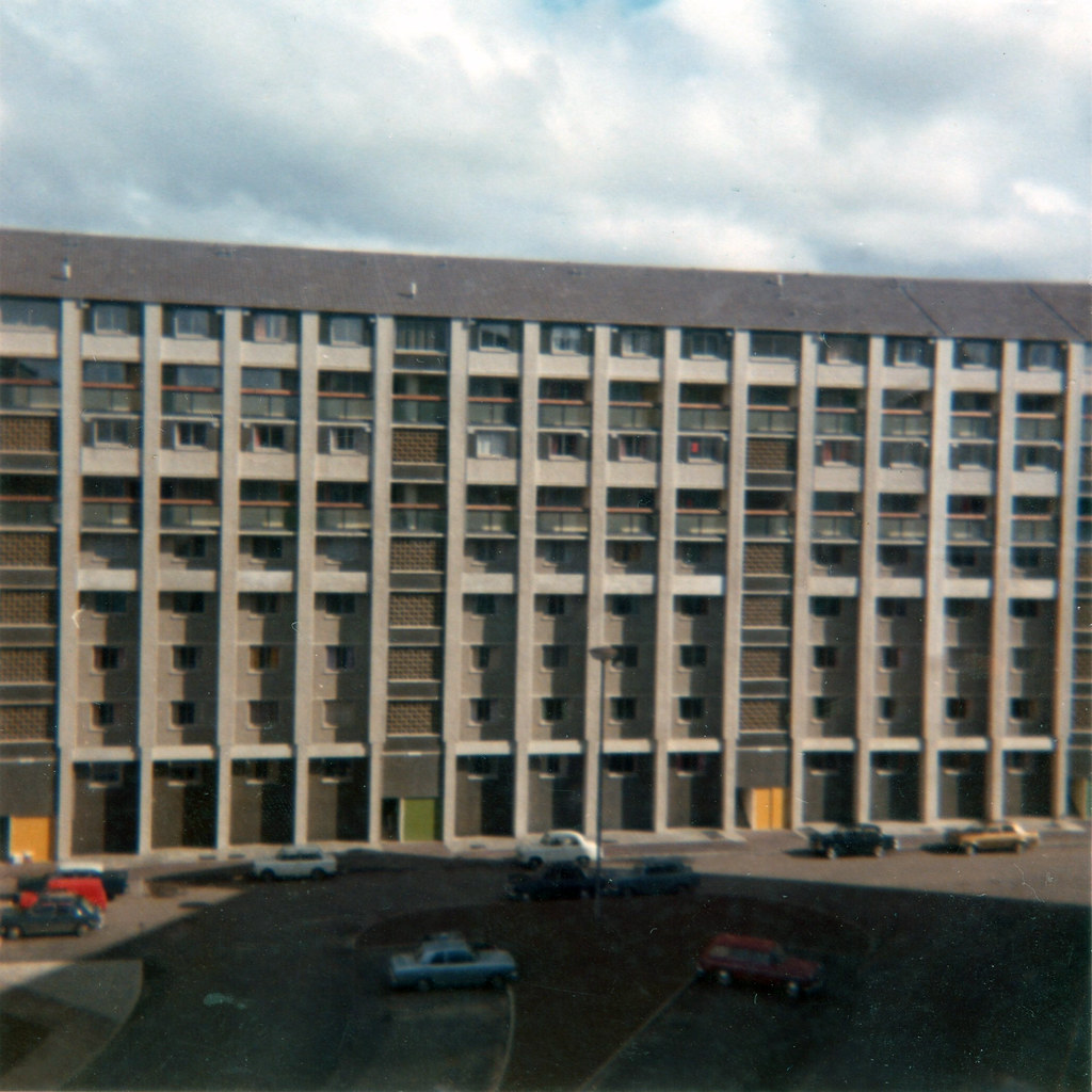 WB Gdns001 View south to no.7 from 3 Westburn Gardens. Tak… Flickr