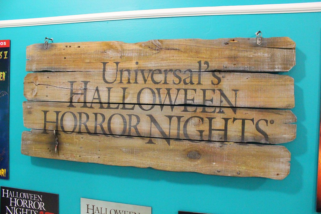 Halloween Horror Nights exhibit and presentation at the Orlando History