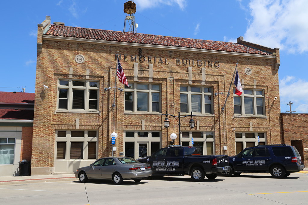 Dyersville Iowa, Dubuque County IA Google Map Wikipedia Bruce Wicks