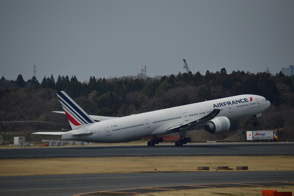 Air France FGSQC B777328/ER AMORI CLUB Flickr