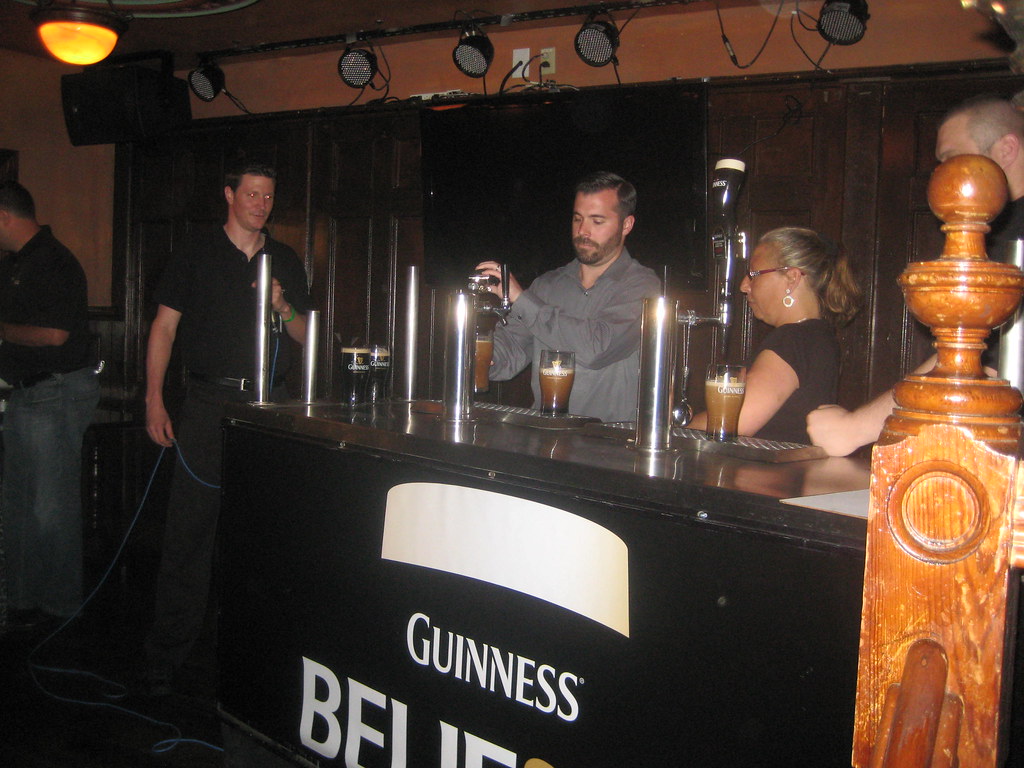 IMG_3348 Steve the GM showing his stuff! Ri Ra Atlantic city Flickr