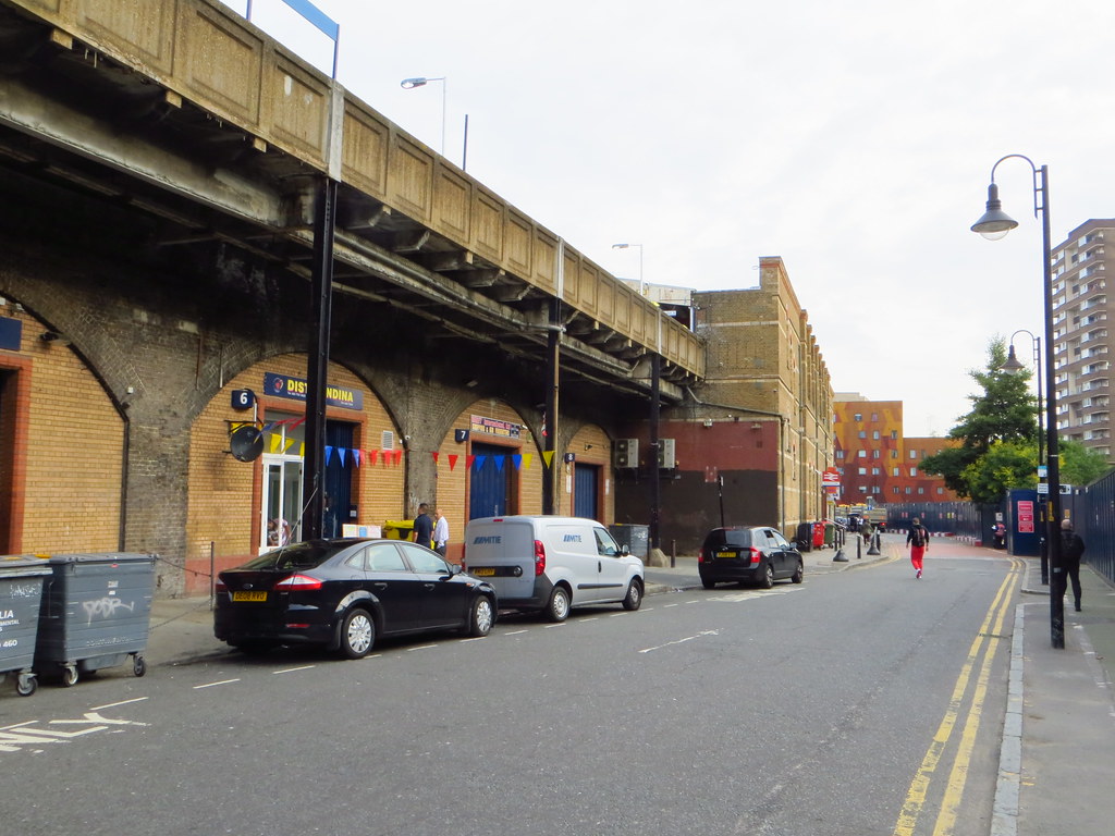 20130807 London, Elephant & Castle, Railway arches Flickr