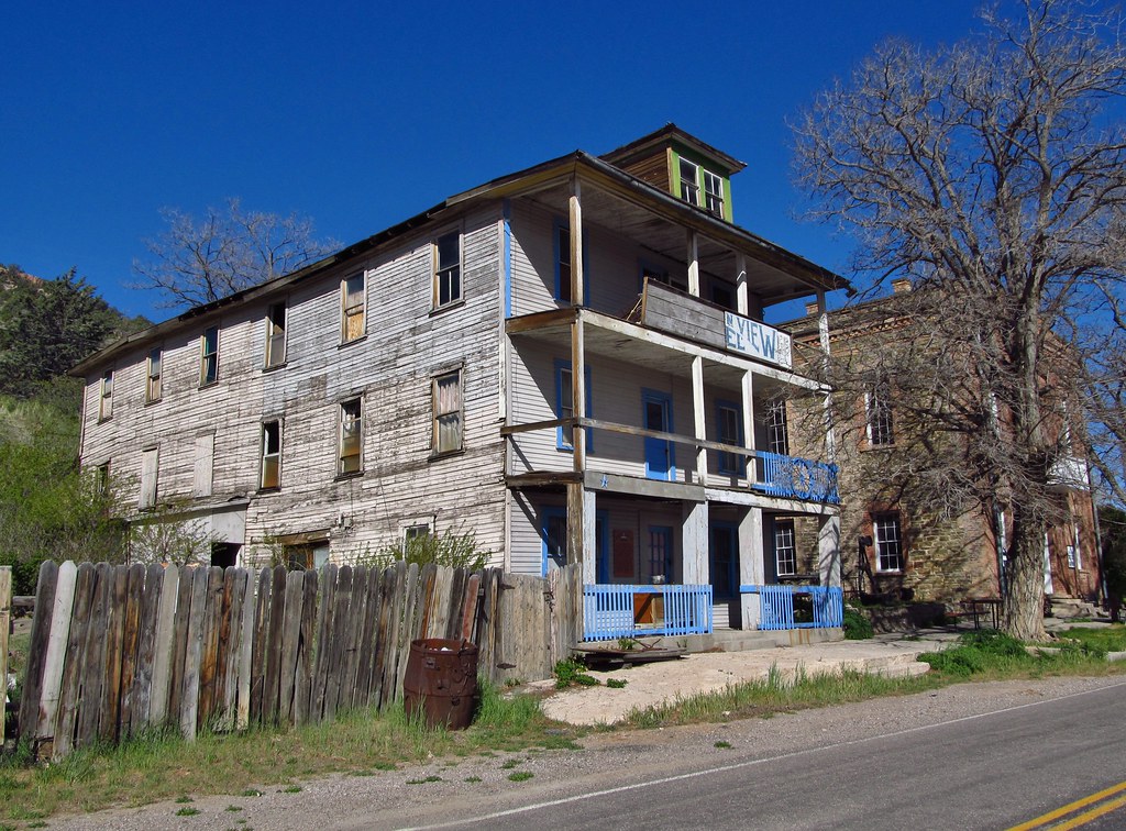 Pioche, Nevada The Mountain View Hotel was built in 1895. … Flickr