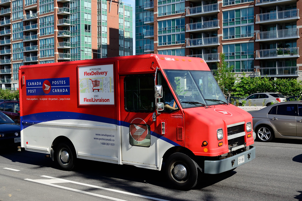 Canada Post delivery truck Canada Post delivery truck Flickr