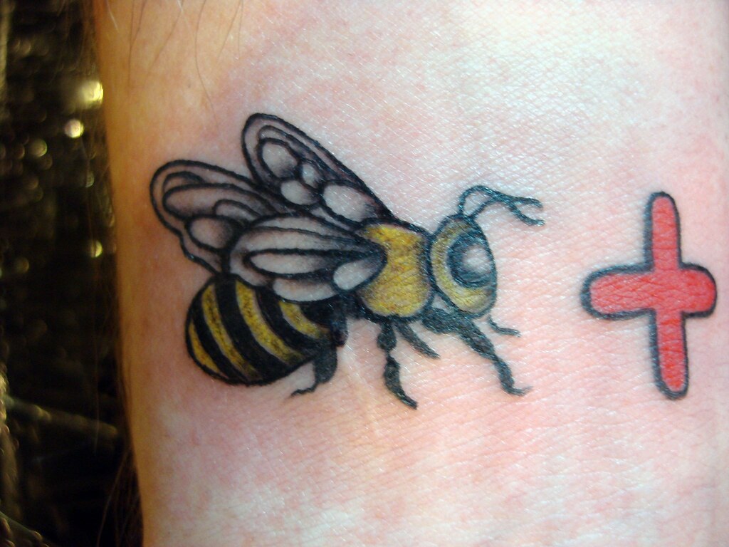 Bee Positive | Amanda Jordan | Flickr 768_x_1024_jpg