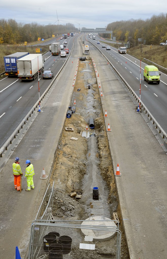CENTRAL RESERVATION WORK, M1 MOTORWAY, S YORKSHIRE_DSC3767